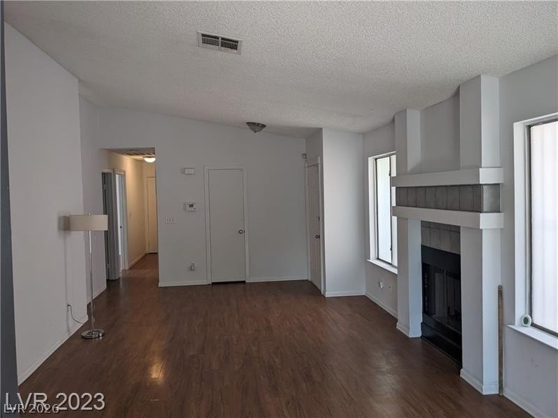 712 Brenner Way - Photo 2 of 13