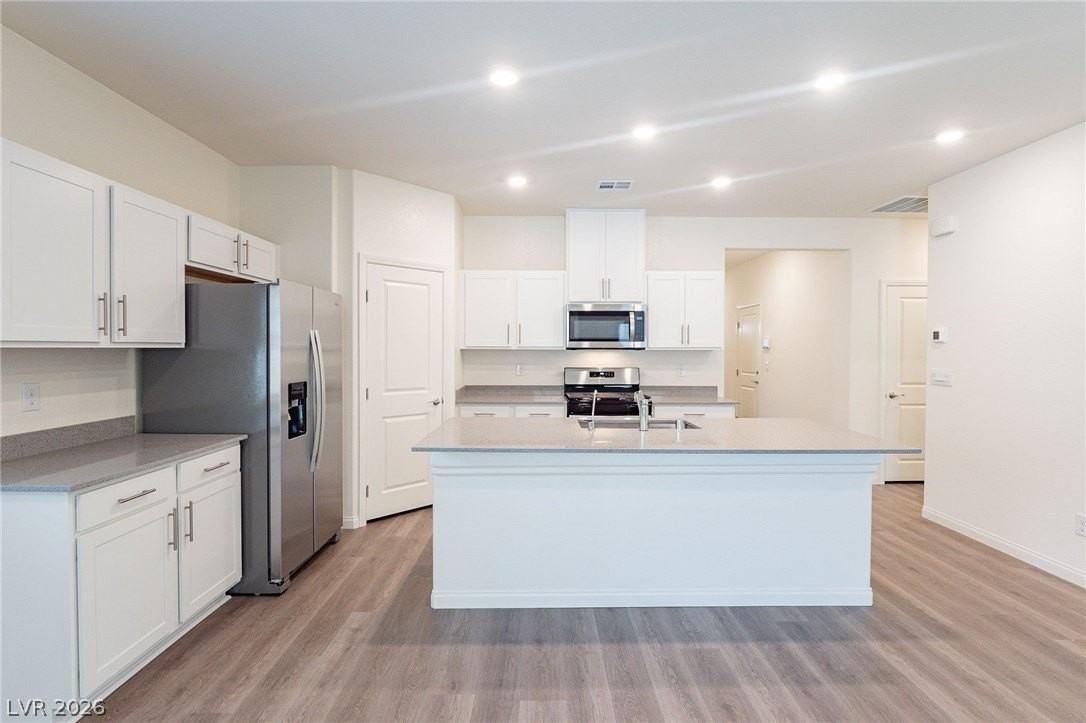1691 Douglas Creek St - Photo 6 of 38