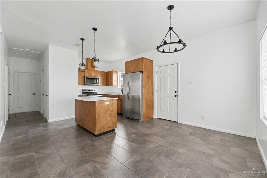 2808 Links Dr #4 - Photo 5 of 15