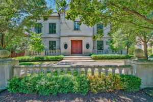 featured image of 200 Aspen Rd