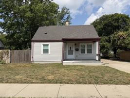 featured image of 12737 Couwlier Ave