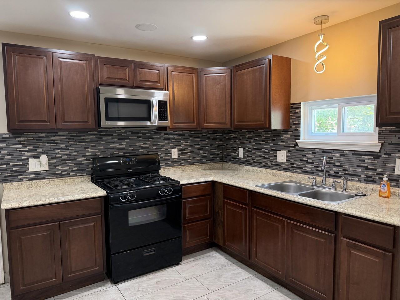 12737 Couwlier Ave - Photo 6 of 17
