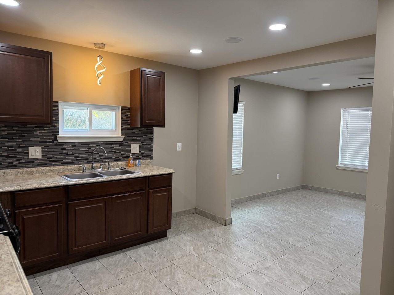 12737 Couwlier Ave - Photo 7 of 17
