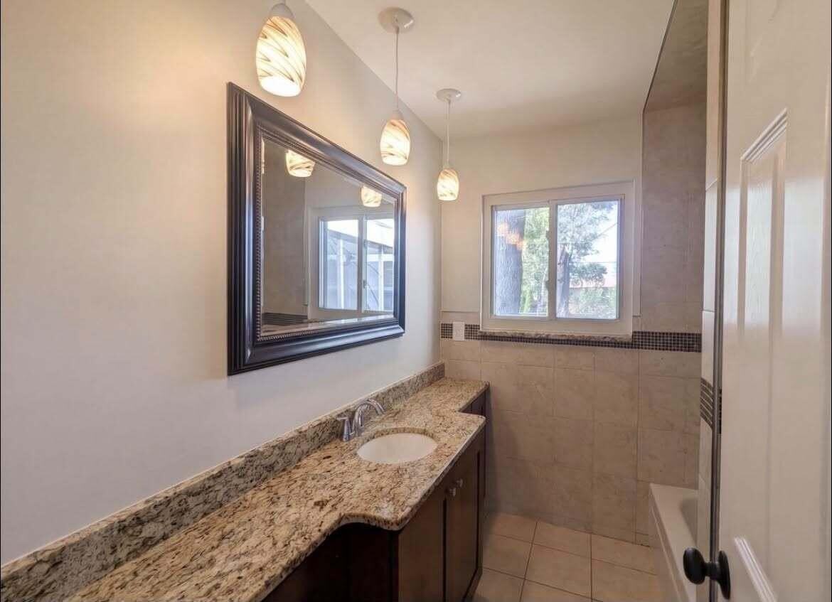 8507 Darlene St - Photo 6 of 9