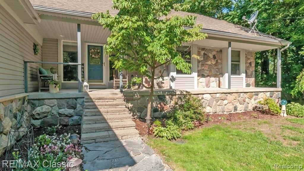 3355 Boyer St - Photo 4 of 32
