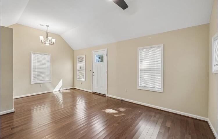 20919 Hollywood St - Photo 4 of 14
