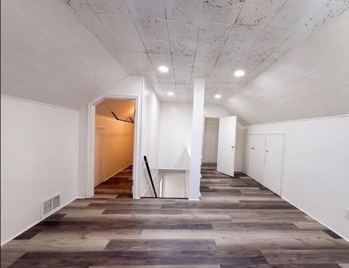 23089 Brittany Ave - Photo 3 of 10