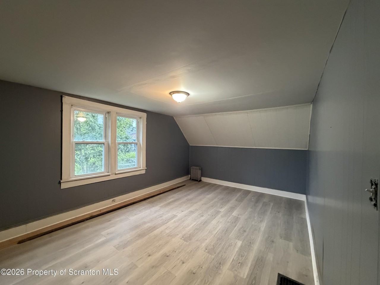 205 Electric St - Photo 6 of 21