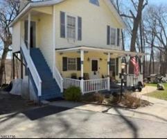 featured image of 270 Espanong Rd #2