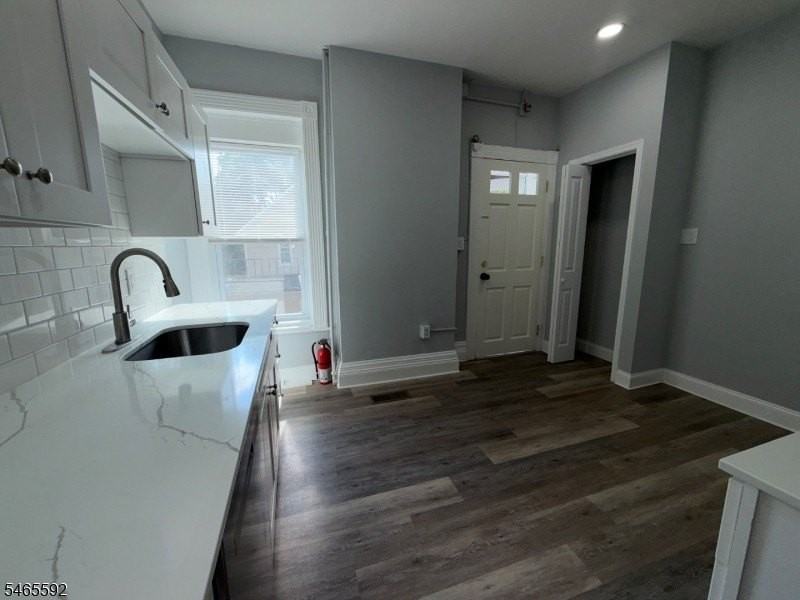 46 Bridge St #B - Photo 6 of 17