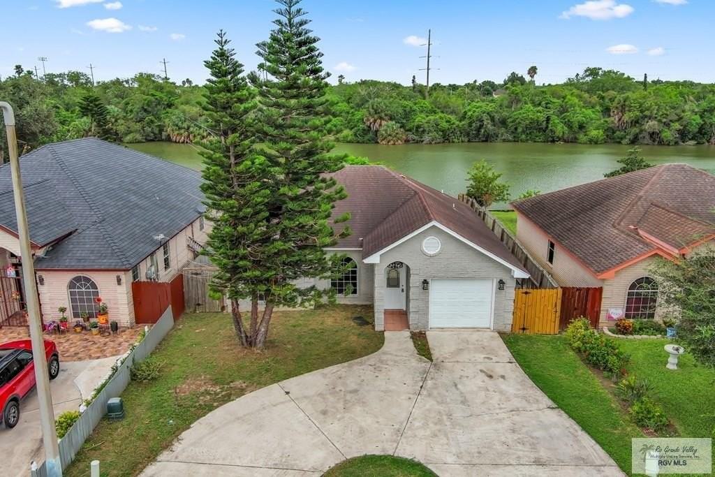 2130 Alexandra Ct - Photo 2 of 18