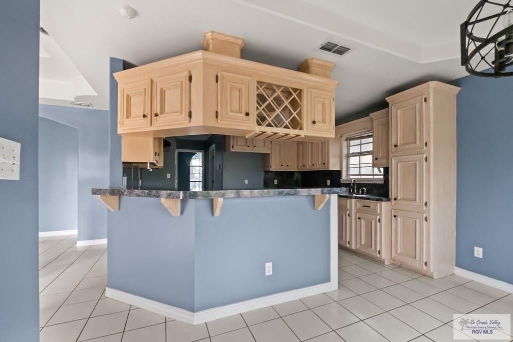 2130 Alexandra Ct - Photo 5 of 18