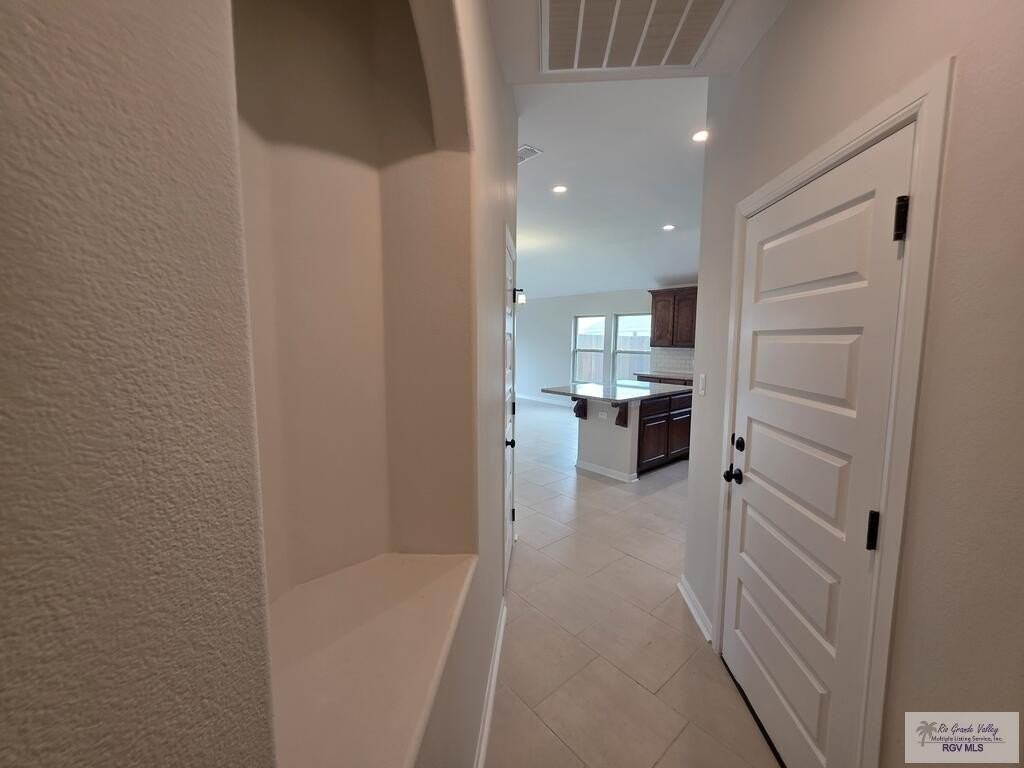 2329 Cougar Trl - Photo 4 of 24
