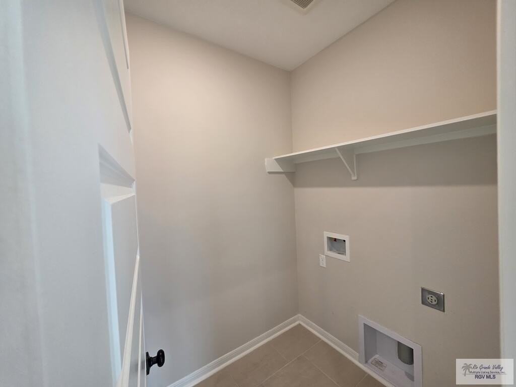 2329 Cougar Trl - Photo 5 of 24