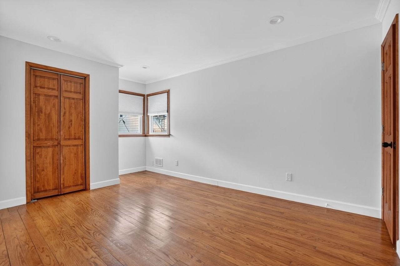 16 George St #1 - Photo 7 of 10
