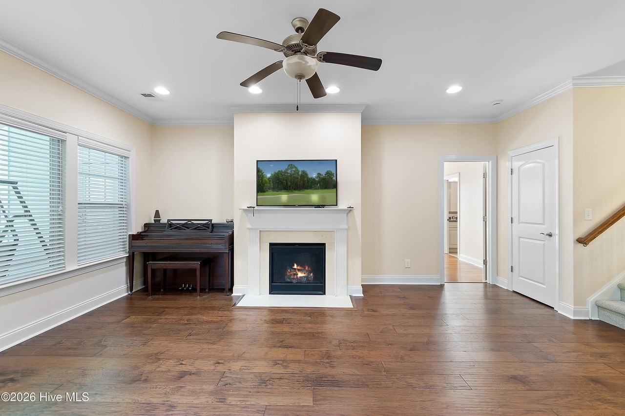 3224 Inland Cove Dr - Photo 6 of 43