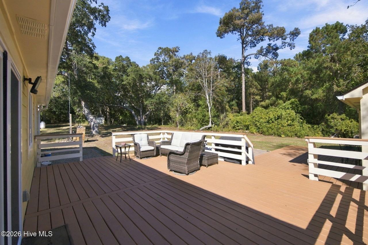 2878 Sea Aire Dr Sw - Photo 3 of 50