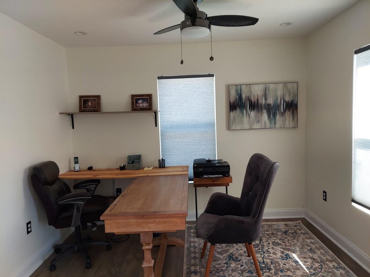 1005 Broadway St - Photo 4 of 8