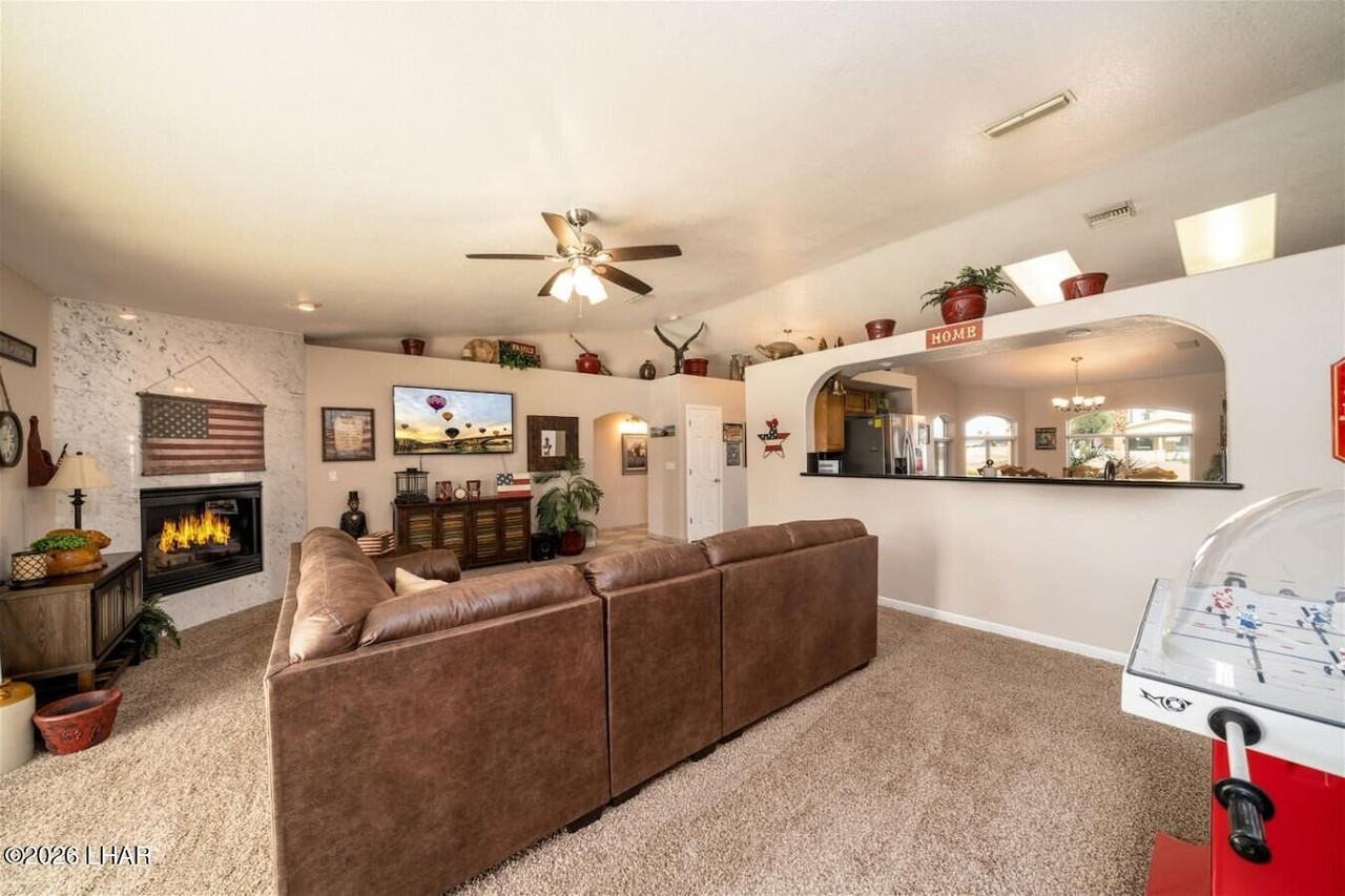 1924 Pima Dr N - Photo 5 of 41