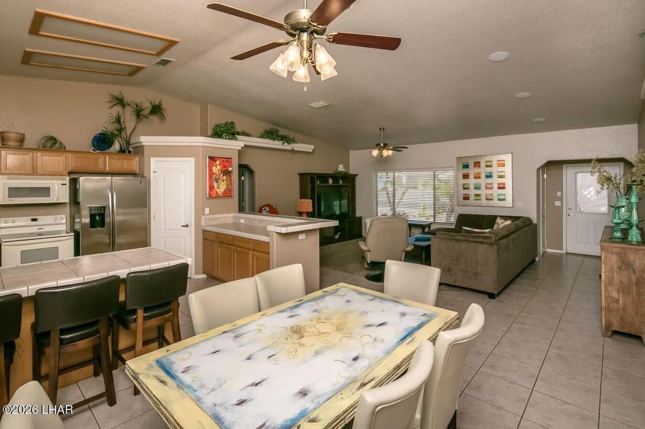 2230 Ajo Dr - Photo 4 of 18