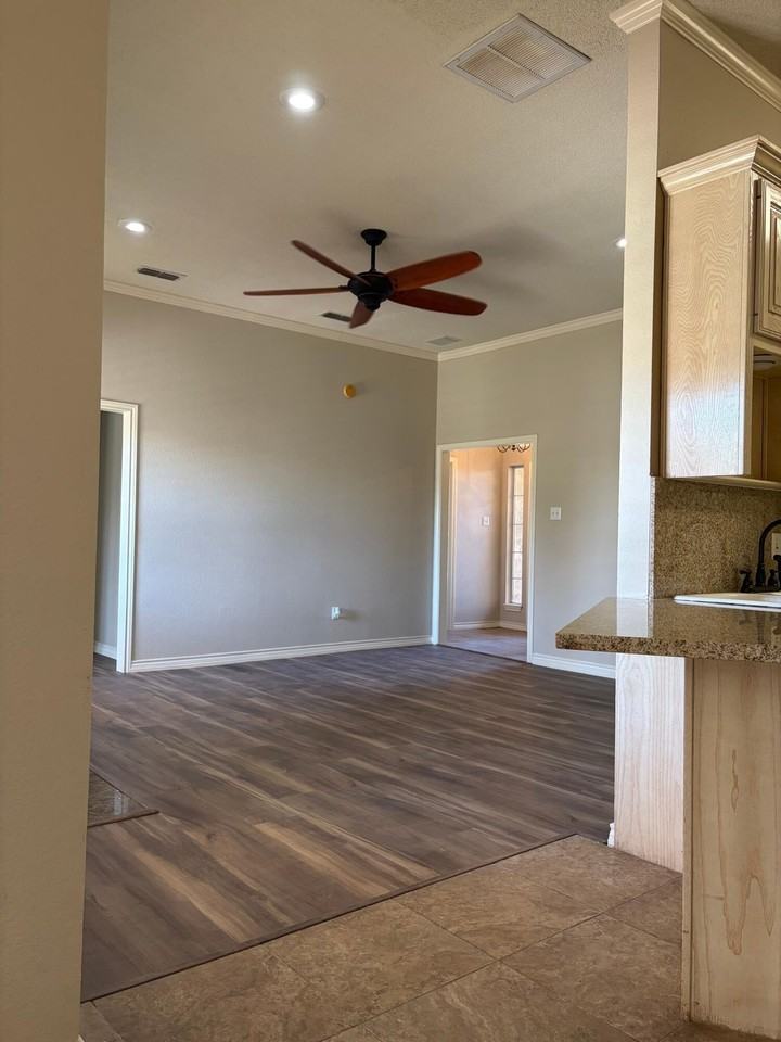 7811 Private Road 6030 - Photo 7 of 31