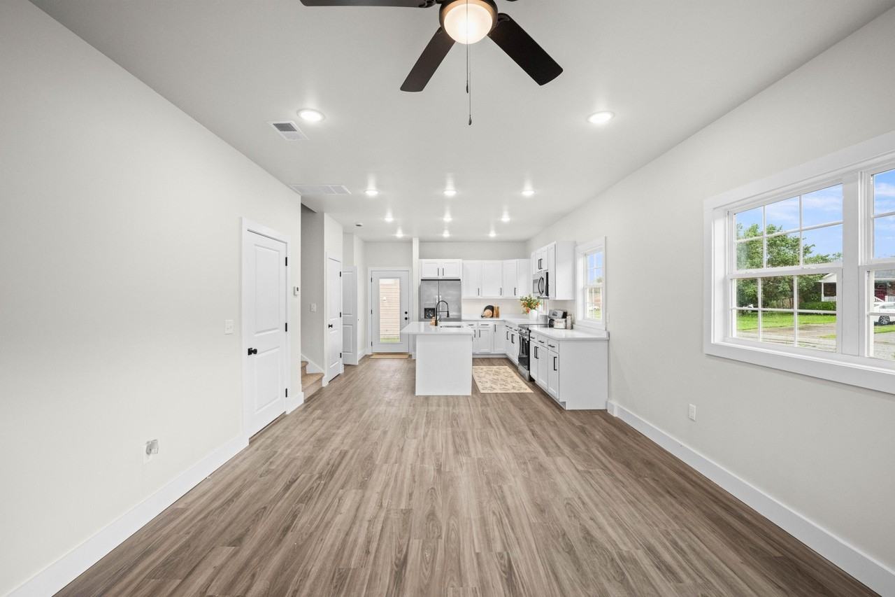 107 Elkchester Cir - Photo 5 of 22