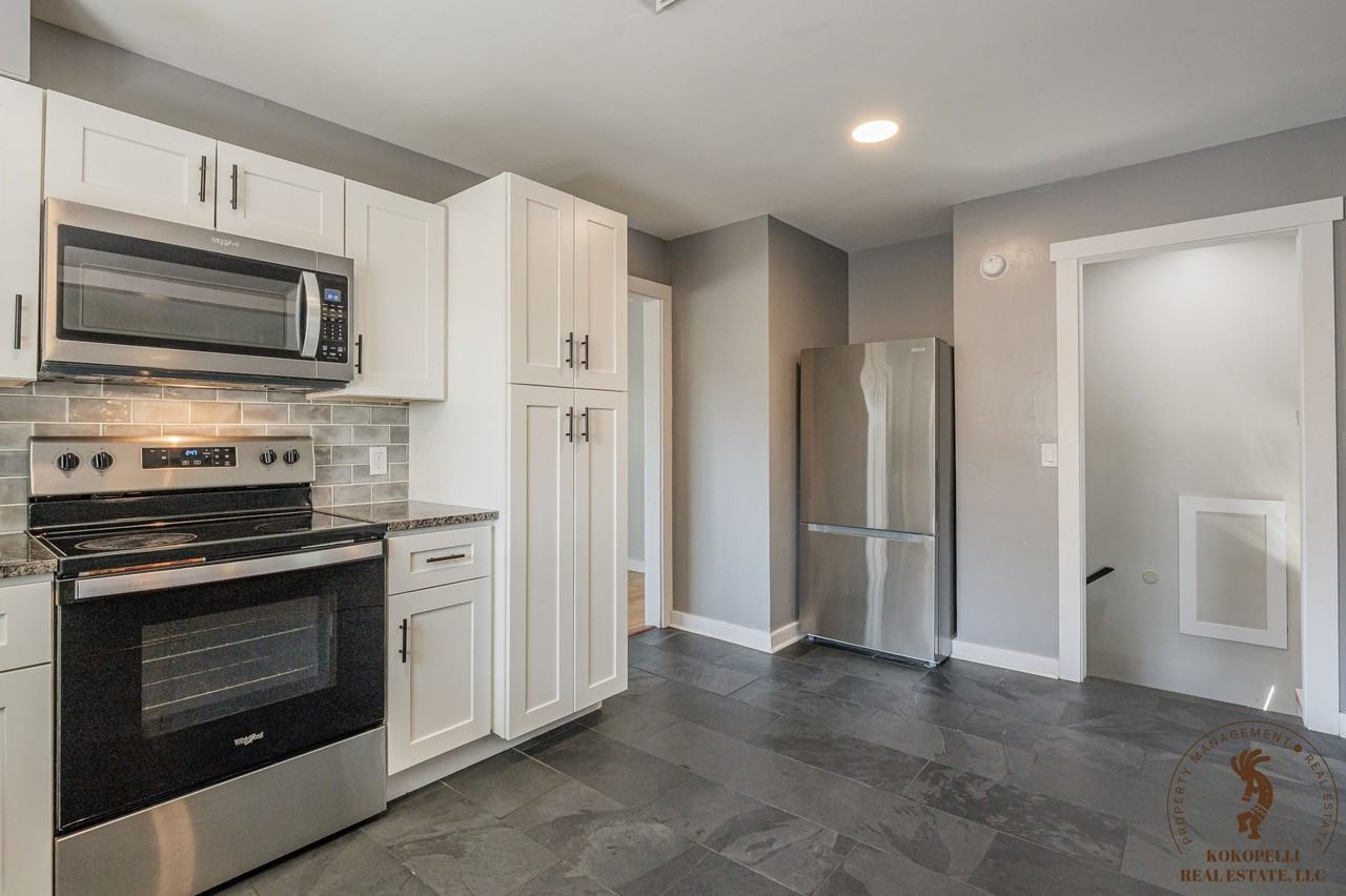 2118 N 22nd St #1 - Photo 3 of 22