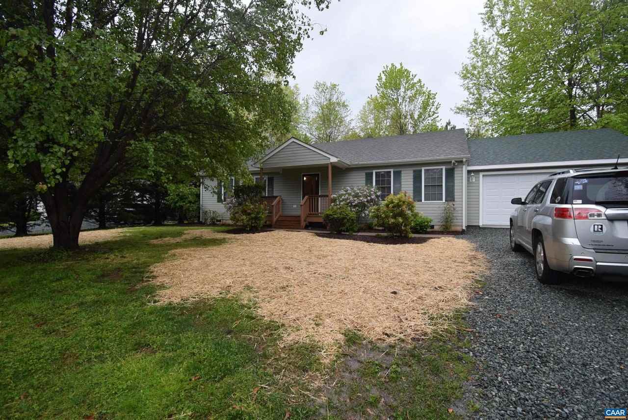 37 Lafayette Dr - Photo 4 of 27