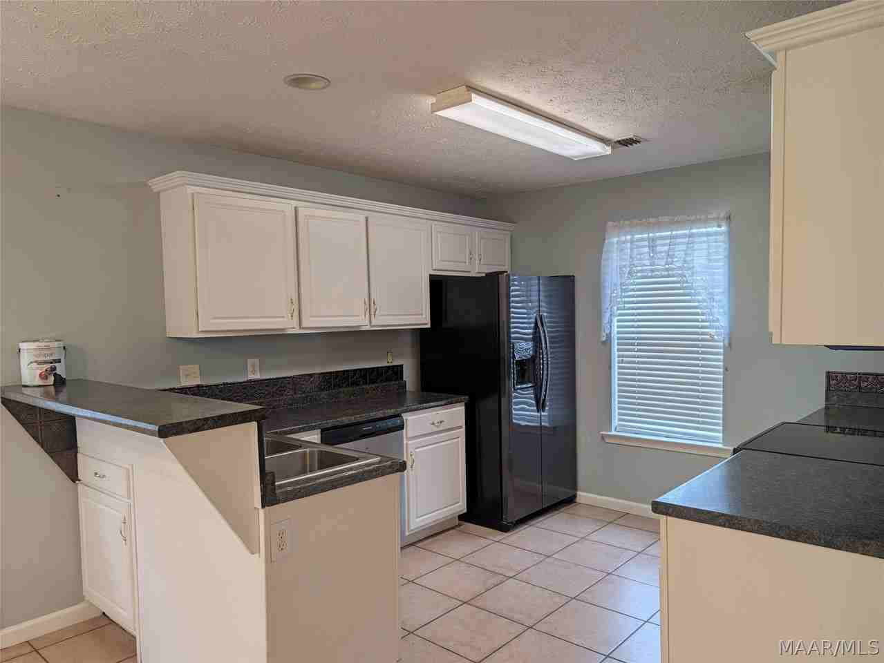 52 Hidden Valley Rd - Photo 5 of 40