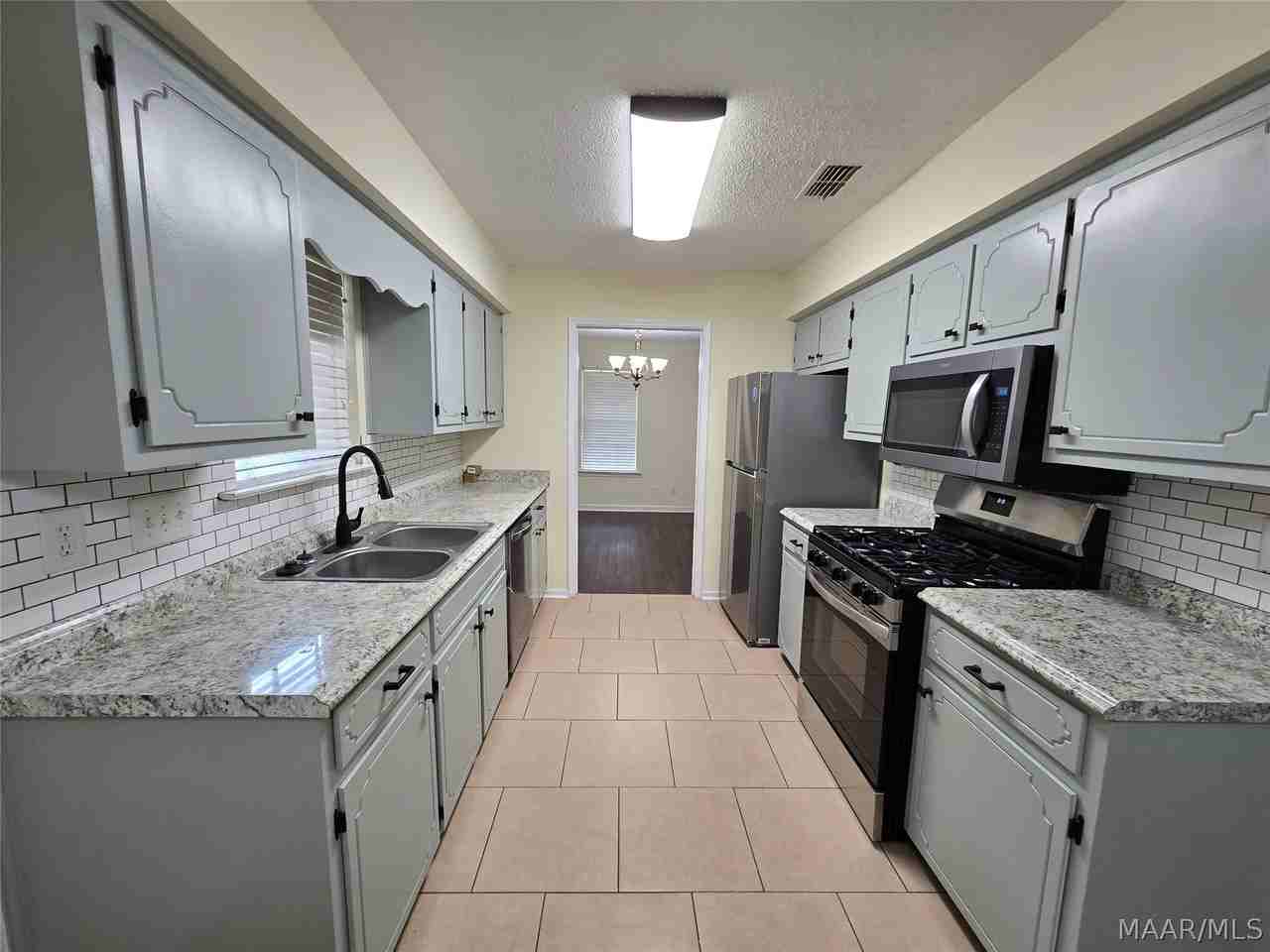 708 Old Creek Rd - Photo 4 of 13