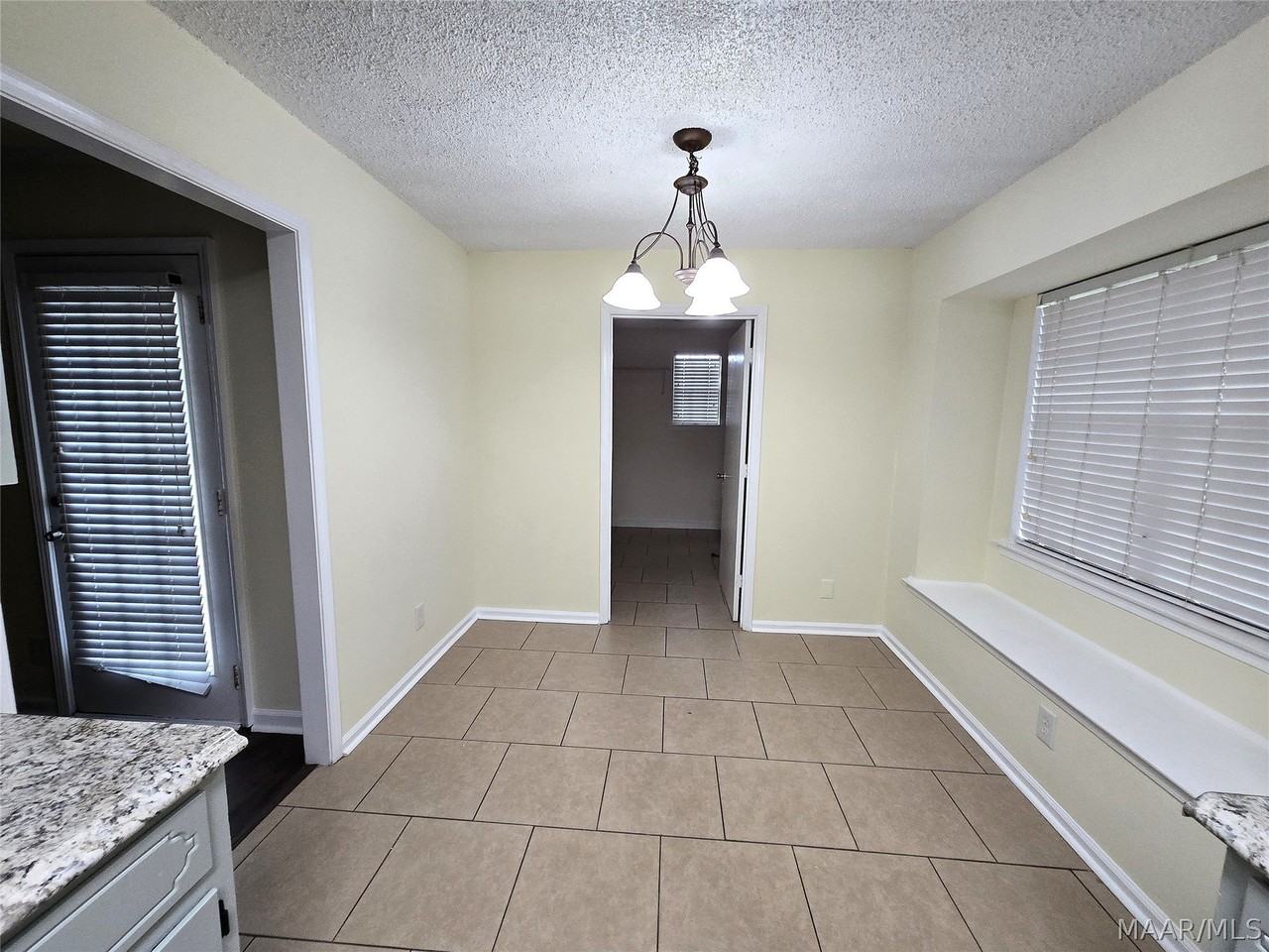 708 Old Creek Rd - Photo 6 of 13