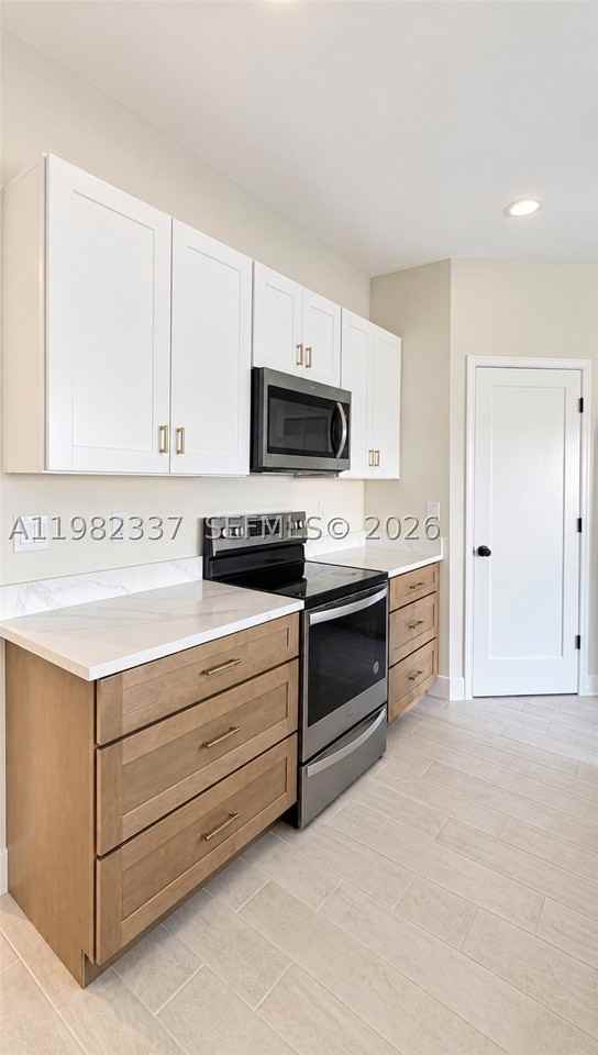 5215 Butte St - Photo 2 of 17
