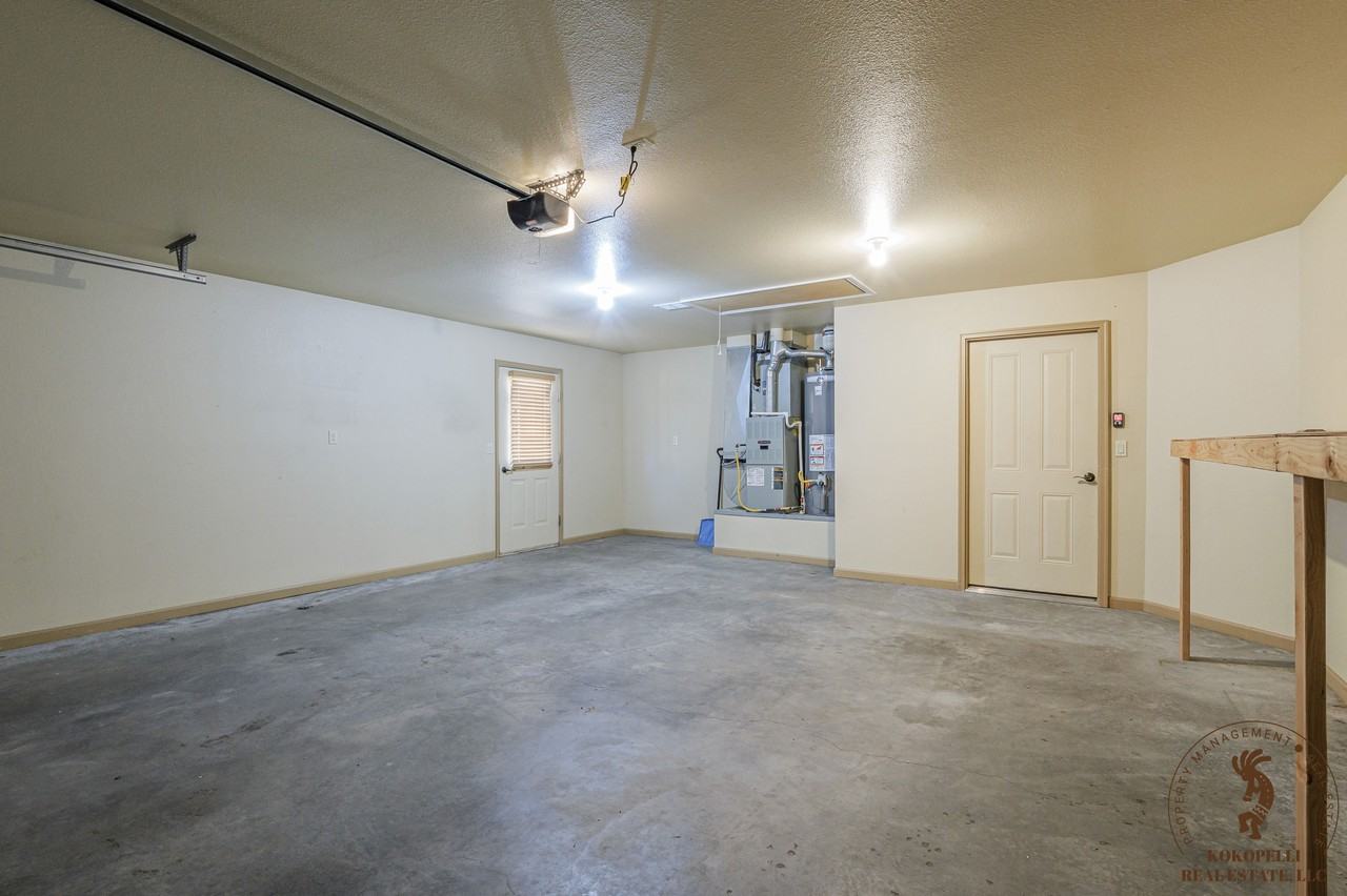 3090 Aberdeen Ln #1 - Photo 5 of 33
