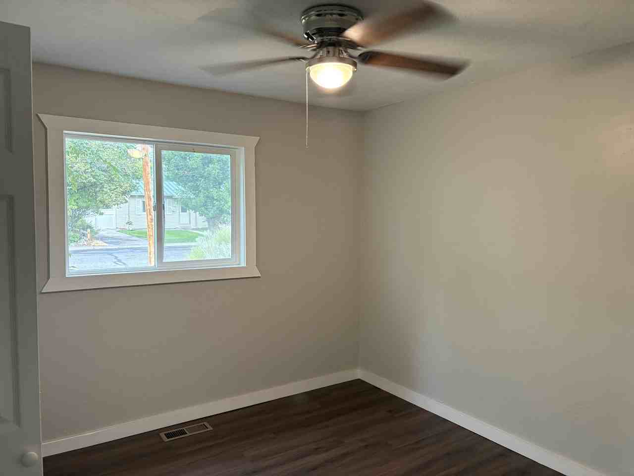 2004 N 20th St #1 - Photo 5 of 21