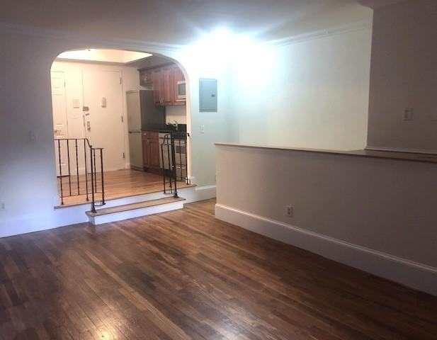 487 W End Ave - Photo 4 of 10