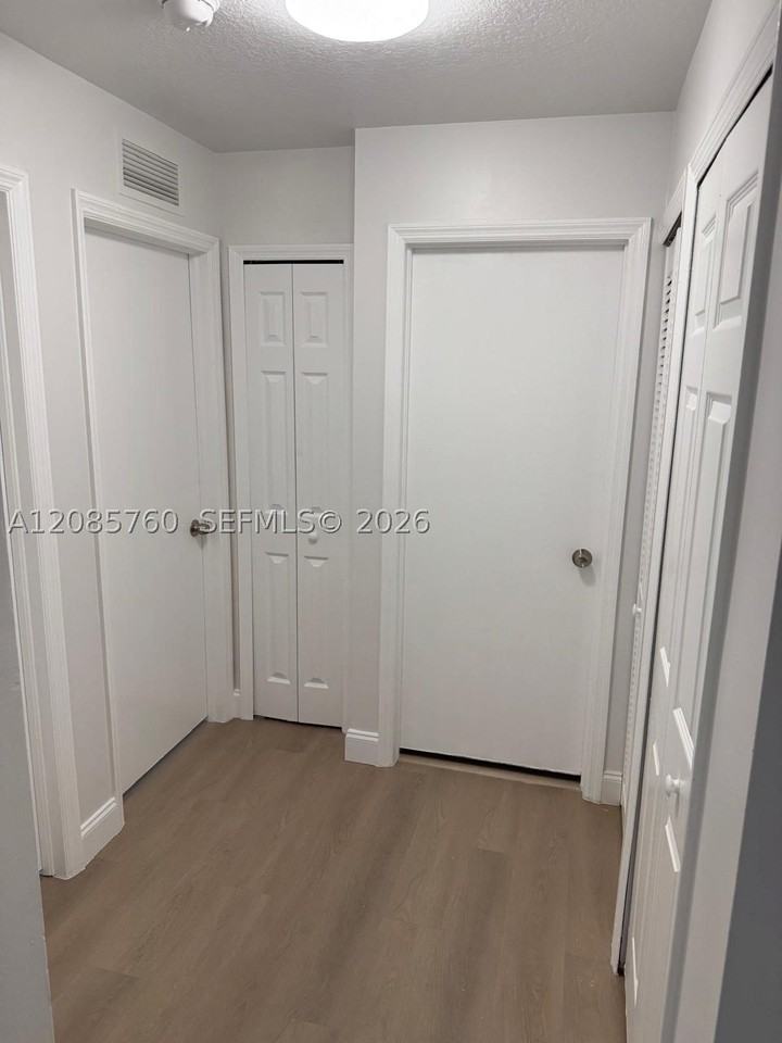 1251 Se 28th Ct #206 - Photo 7 of 19