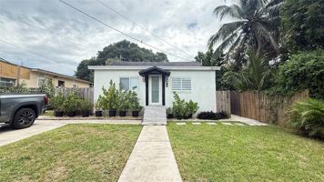 featured image of 122 Nw 51st St #122