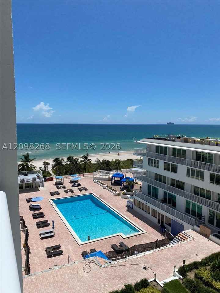 5401 Collins Ave #612 - Photo 2 of 20