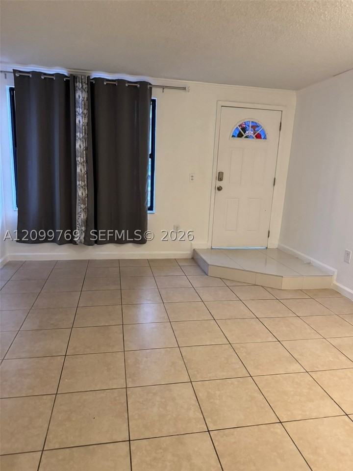 2091 W 54th Ter #37 - Photo 2 of 33