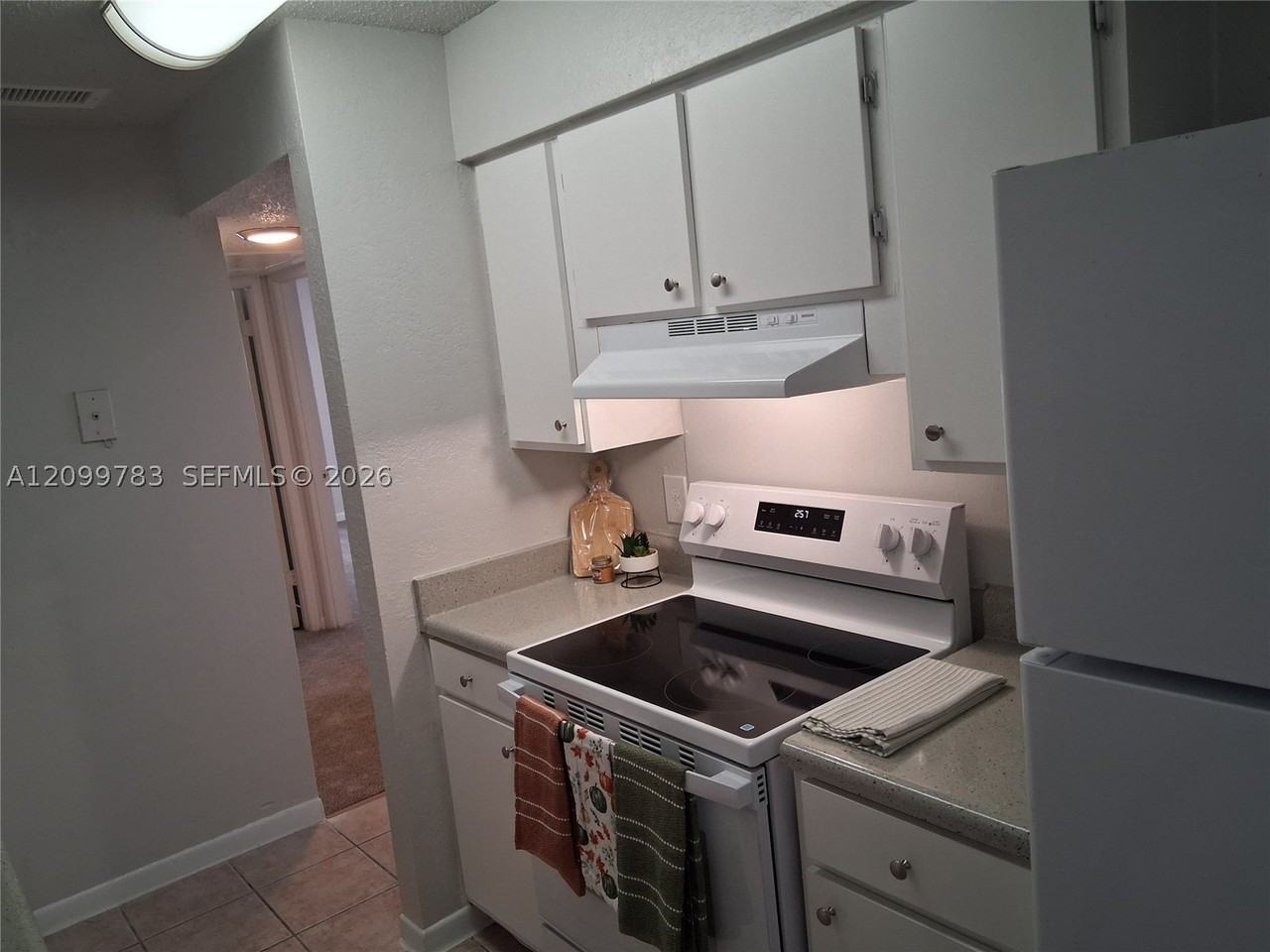 546 Creekwood Dr #54946 - Photo 3 of 16