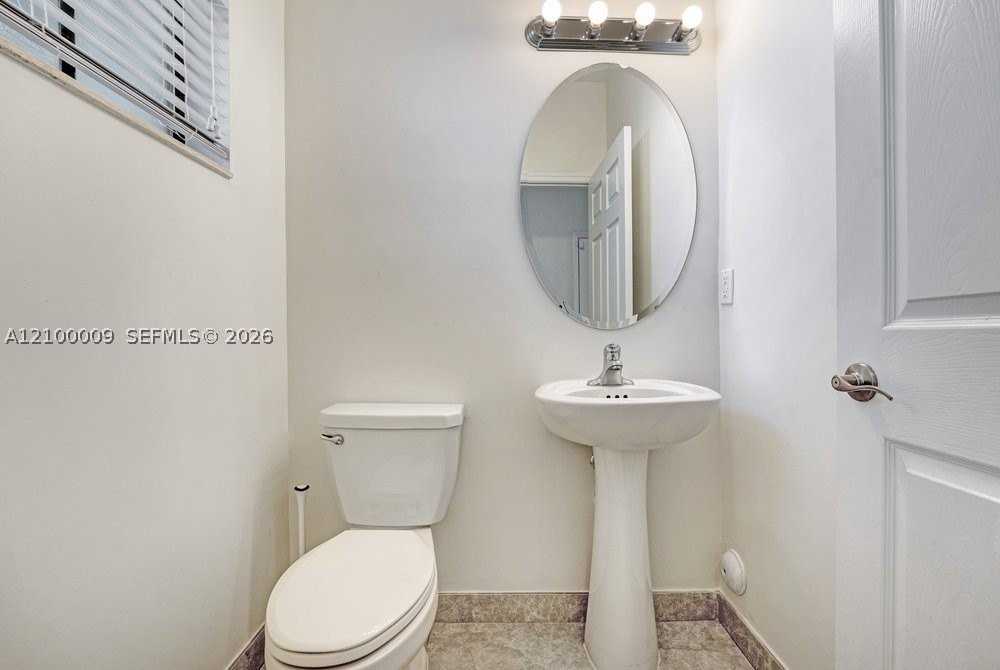 3412 W 106th St #3412 - Photo 7 of 38