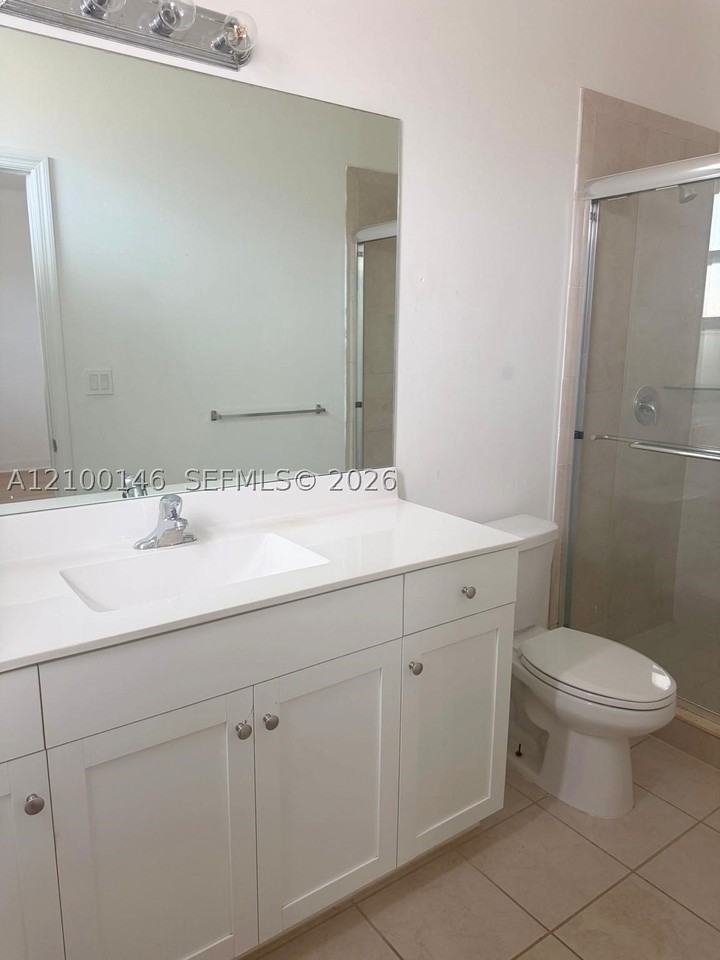 11347 Sw 250th Ter - Photo 2 of 10
