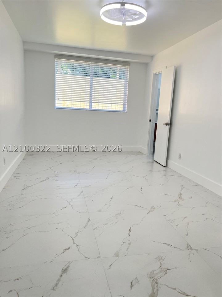 3173 Sw 23rd St #3173 - Photo 6 of 16