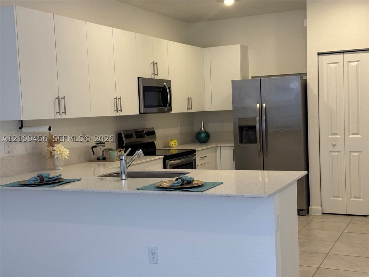 267 Sw 159th Pl - Photo 4 of 27