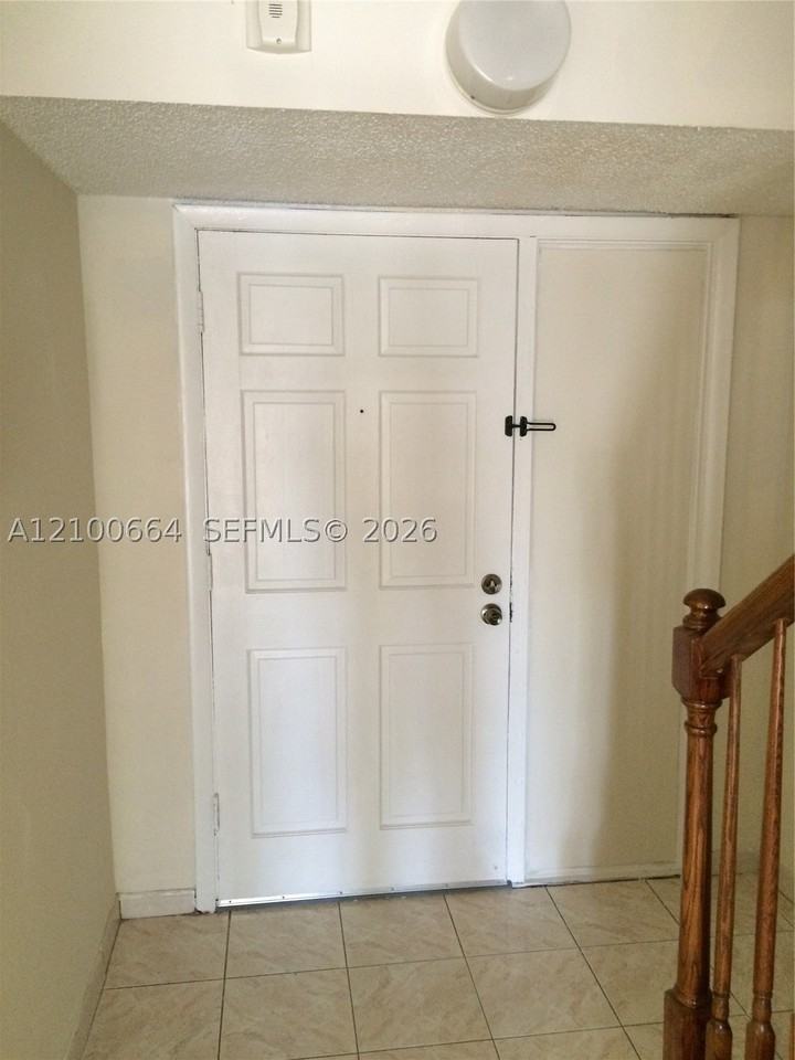 20 Nw 87th Ave #A216 - Photo 7 of 22