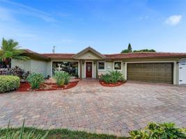 featured image of 2756 Ne 33rd St