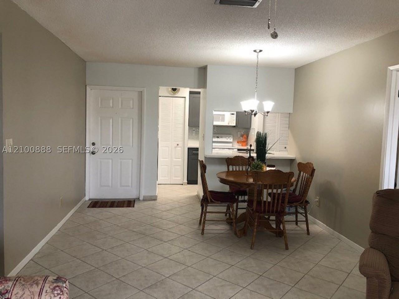 10026 Winding Lake Rd #201 - Photo 4 of 17