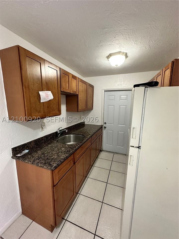 2534 Nw 139th St #3 - Photo 2 of 7