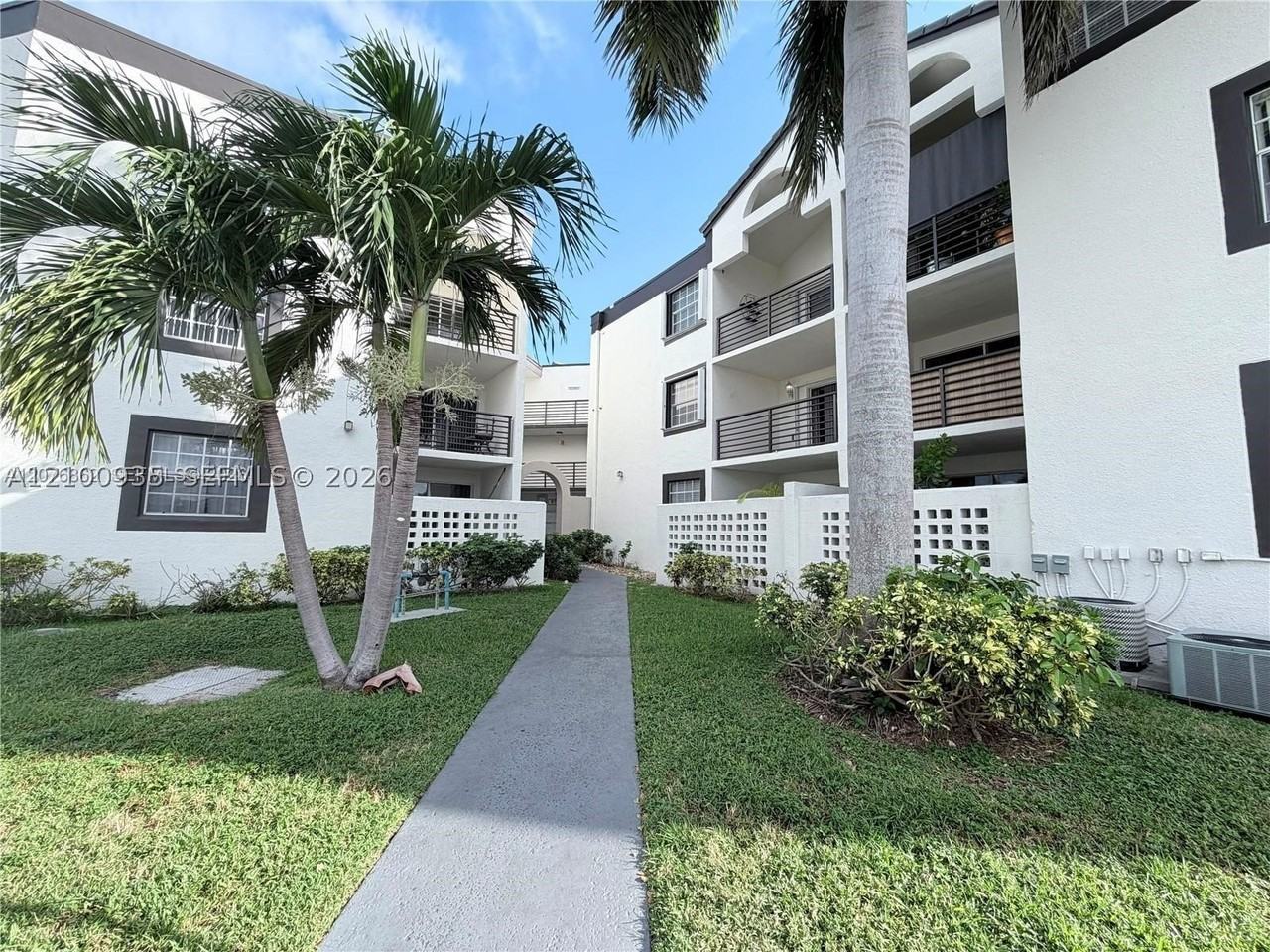 9701 Fontainebleau Blvd #C106 - Photo 3 of 8