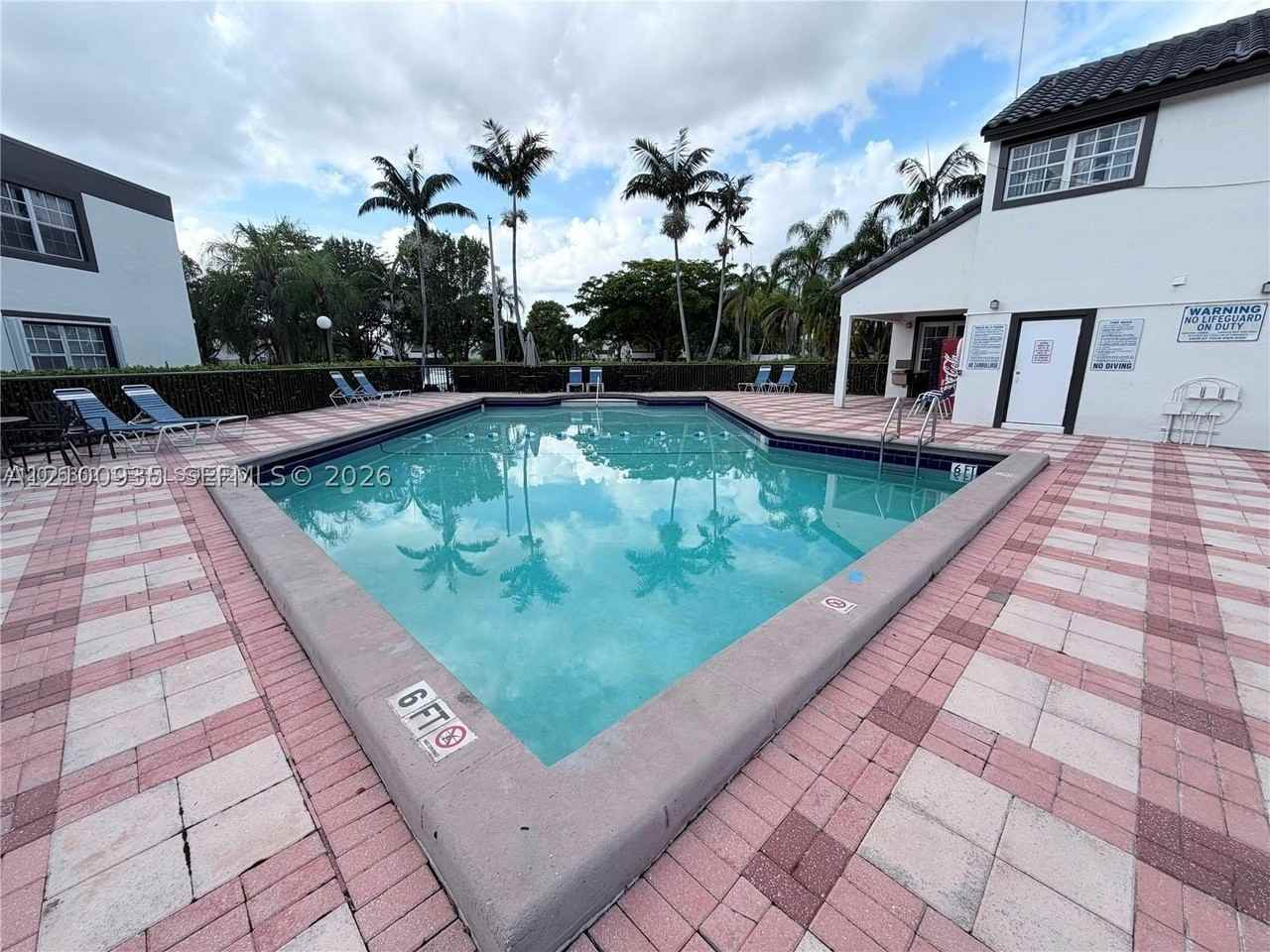 9701 Fontainebleau Blvd #C106 - Photo 6 of 8